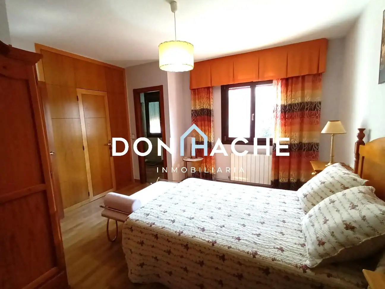 Habitación de Casa adosada en venta en Mérida con Aire acondicionado, Calefacción y Parquet