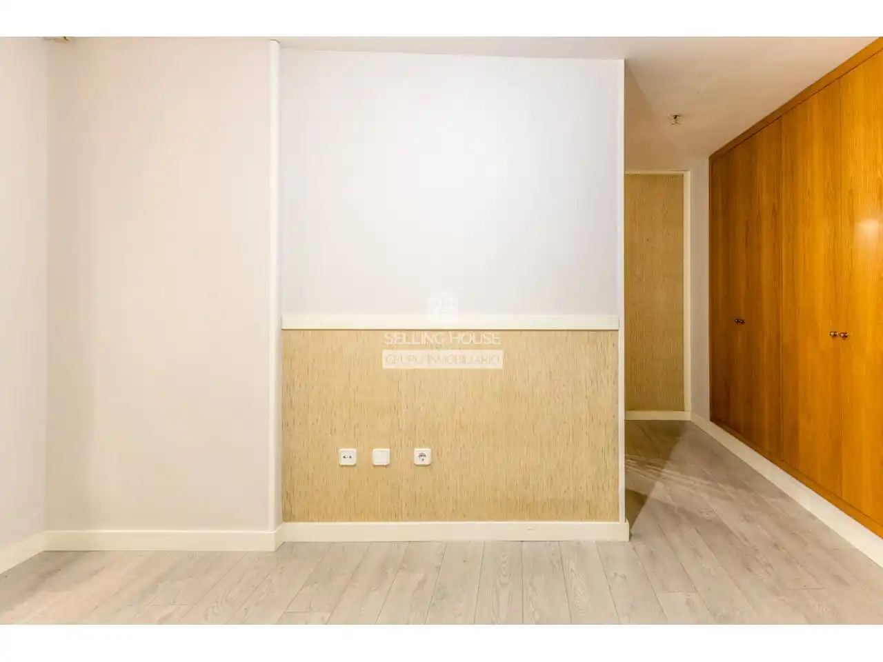 Flat for sale in Valencia  with Heating, Parquet flooring and Balcony