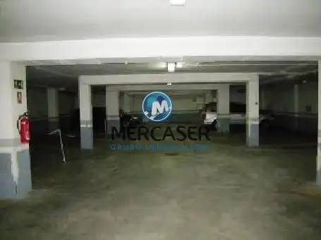 Parkplatz von Garage zum Verkauf in Alcalá de Henares