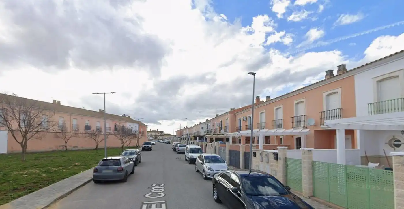 Casa amb jardí en venda a COTO (EL)