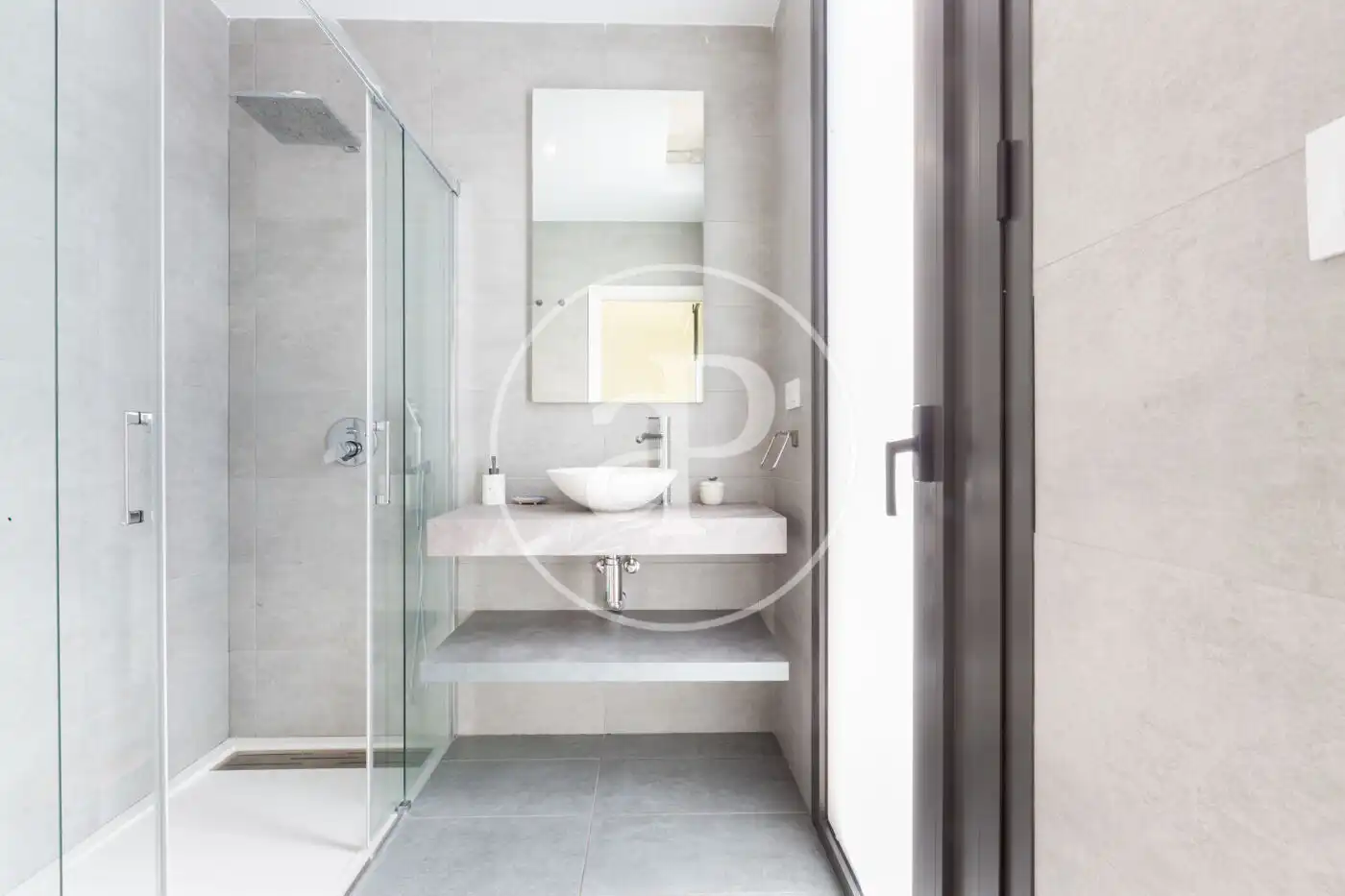 Bathroom of Houses for sale in L'Eliana  with Air Conditioner, Heating and Private garden
