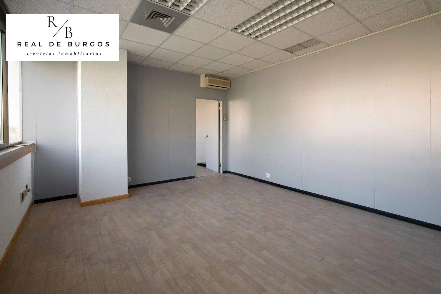 Office for rent in Valladolid  with Air Conditioner and Heating