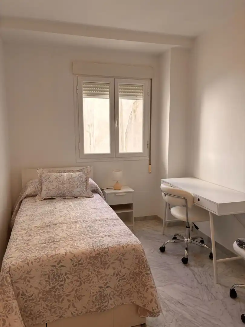 Habitación de Piso de alquiler en Badajoz con Aire acondicionado, Calefacción y Terraza