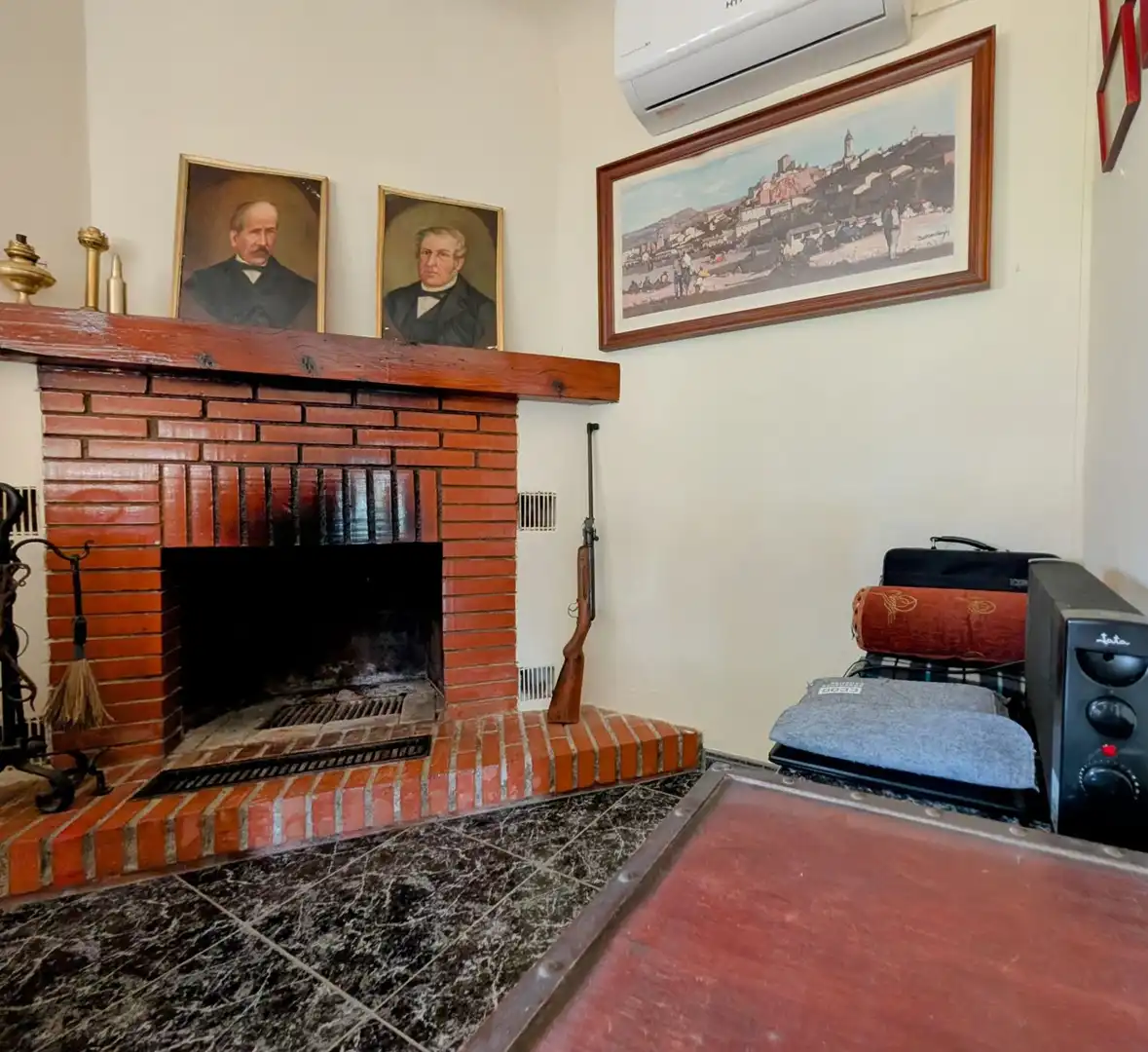 Sala d'estar de Casa o xalet en venda en Loja amb Aire condicionat, Calefacció i Jardí privat