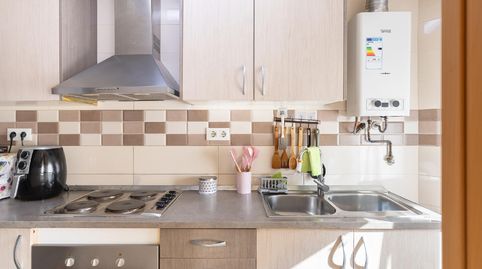 Foto 3 de Piso en venta en Artigues, Badalona