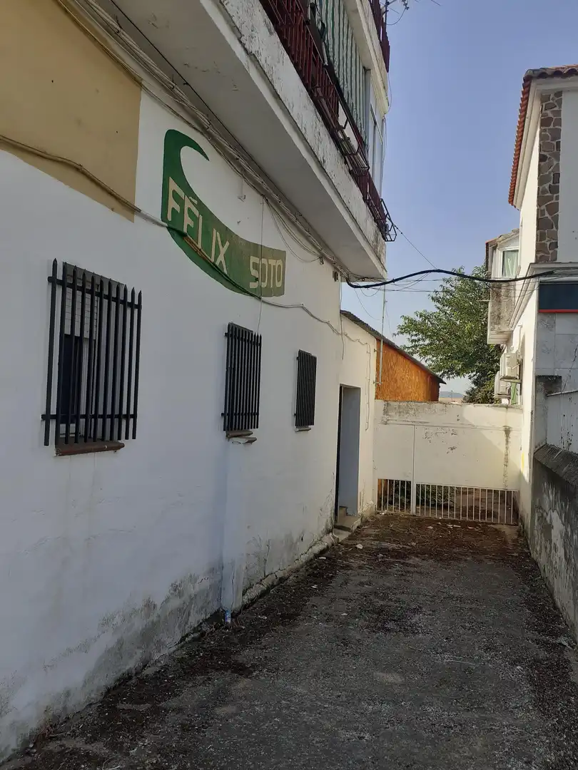 Gewerbefläche zum Verkauf in Calle Guadiana, imagen 2