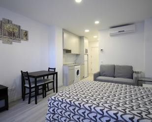 Study to rent in Almendrales