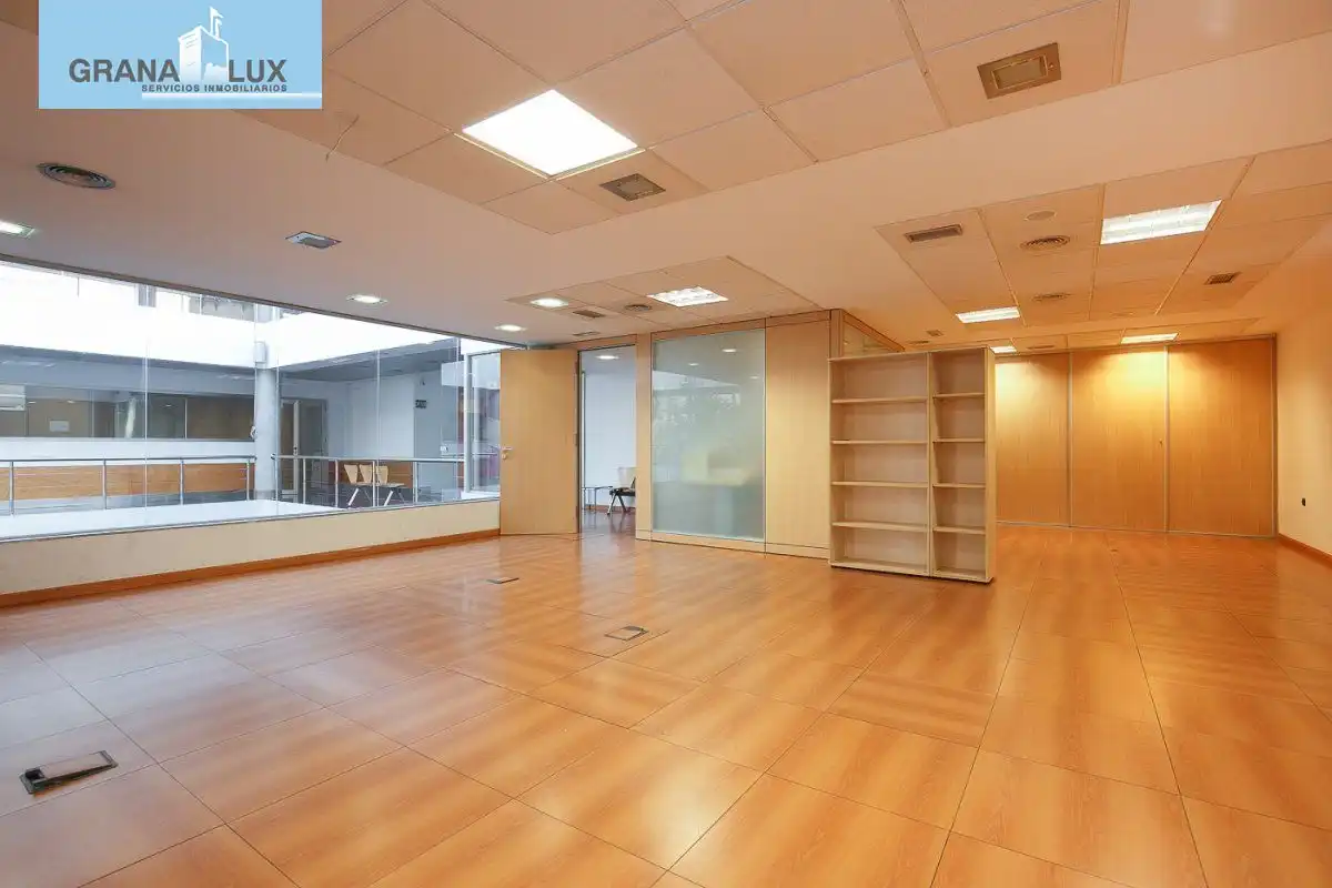 Inmuebles singulares con ascensor en venta en Poniente, imagen 16