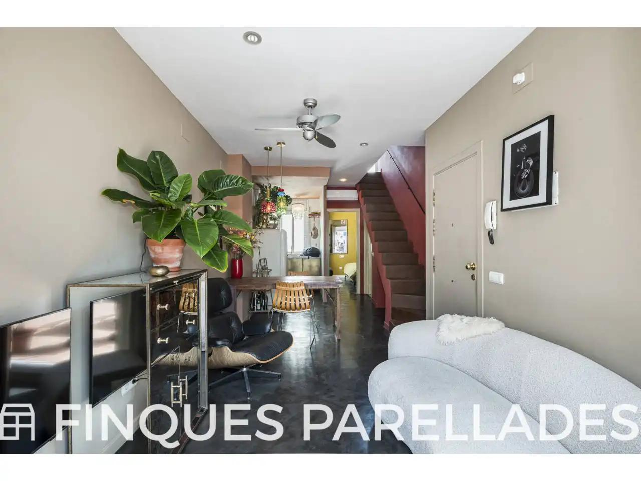 Wohnzimmer von Dachboden zum Verkauf in Sitges mit Klimaanlage, Heizung und Terrasse