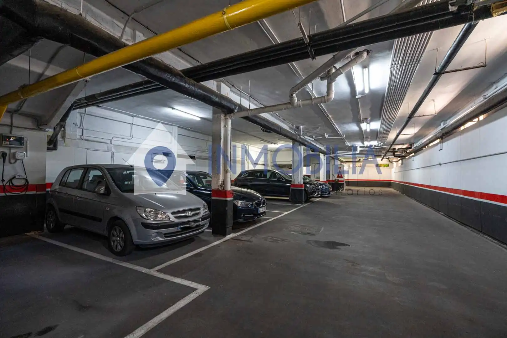 Parking de Piso en venta en Madrid con Calefacción, Jardín privado y Trastero