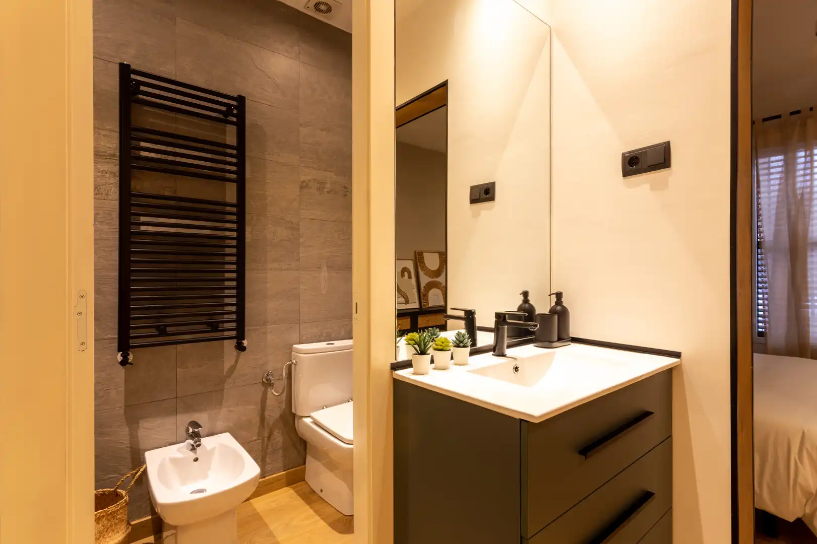 Bajo con jardín en venta en Carrer de Nil Fabra, imagen 25