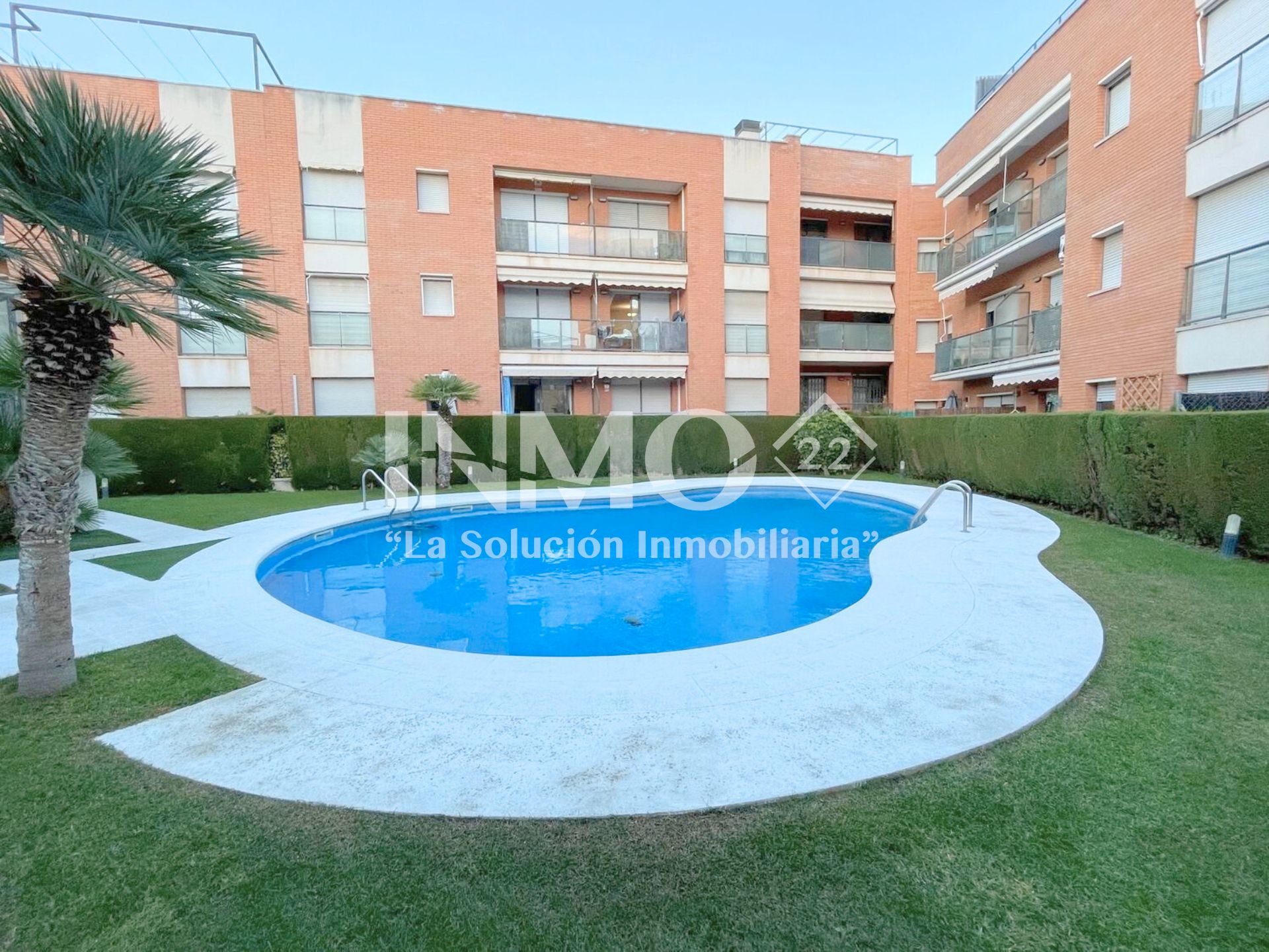 Piscina de Apartamento en venta en Cambrils con Aire acondicionado, Trastero y Horno