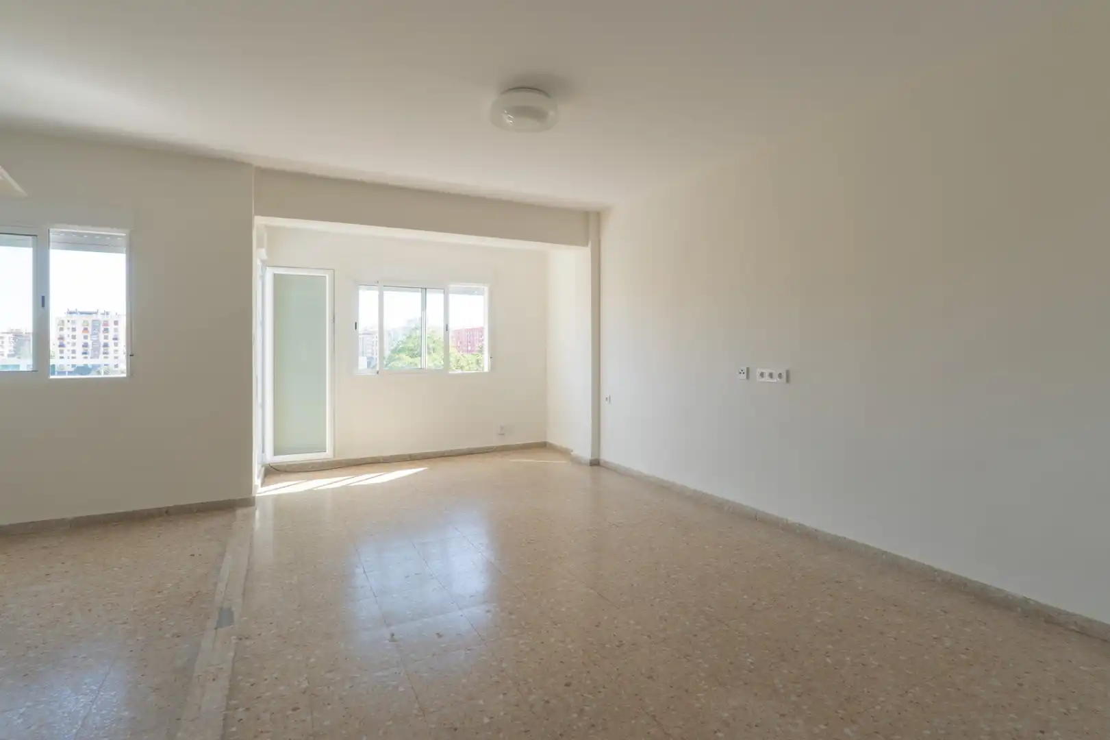 Wohnzimmer von Wohnung zur Miete in Jesús