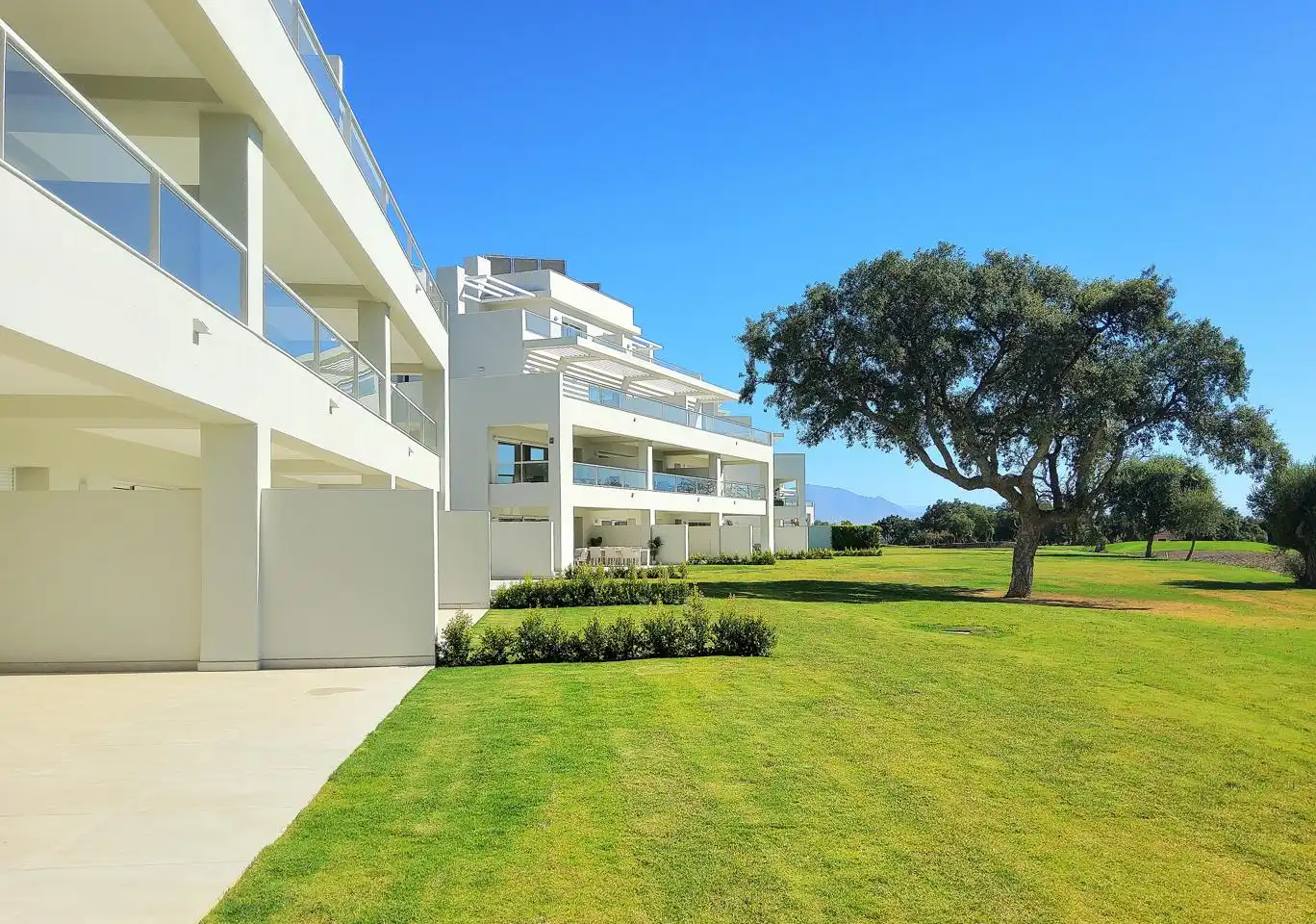 Vista exterior de Apartamento en venta en Sotogrande con Aire acondicionado, Terraza y Amueblado