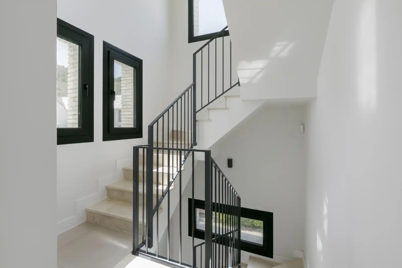 Houses for sale in Dílar  with Air Conditioner, Heating and Private garden