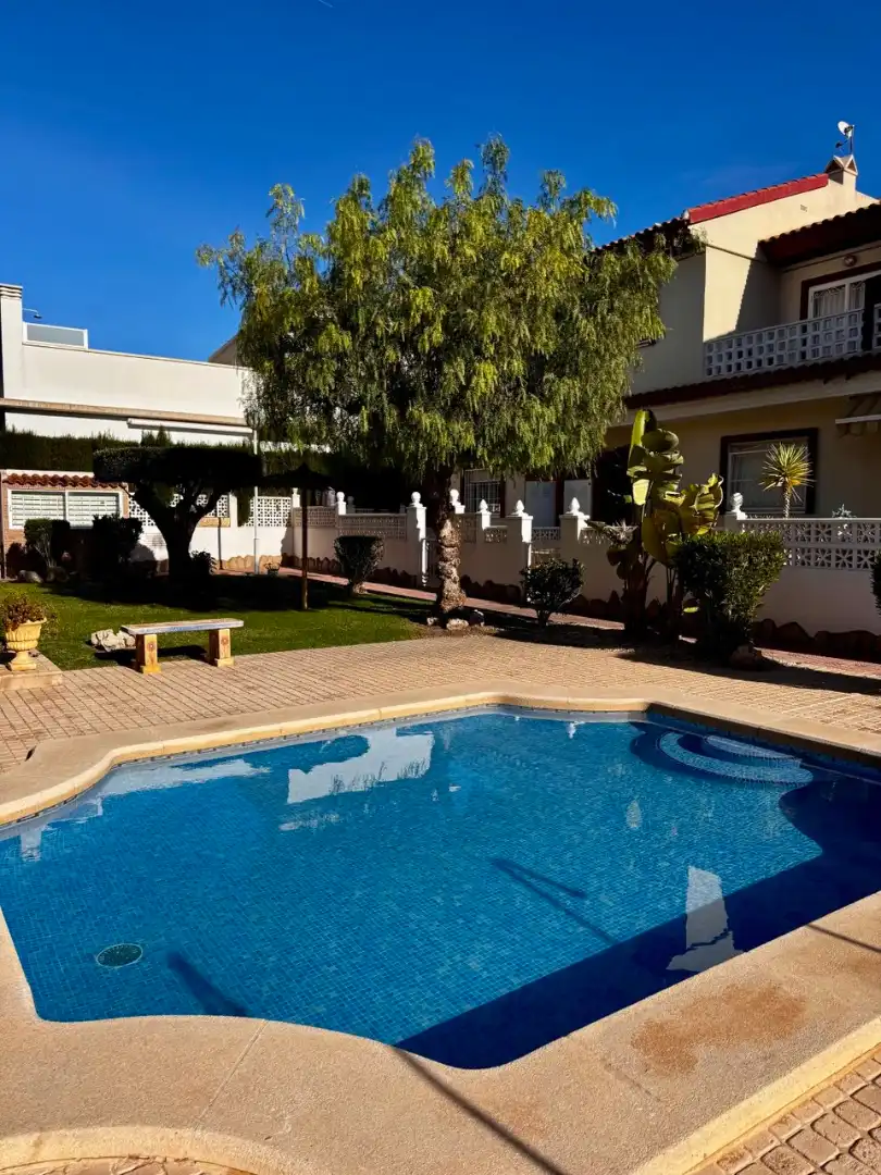 Piscina de Casa adosada en venta en Rojales con Aire acondicionado, Terraza y Balcón