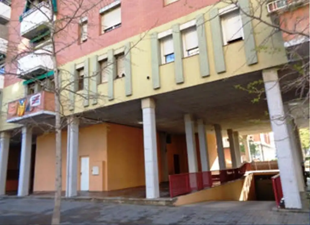 Vista exterior de Garatge en venda en Granollers