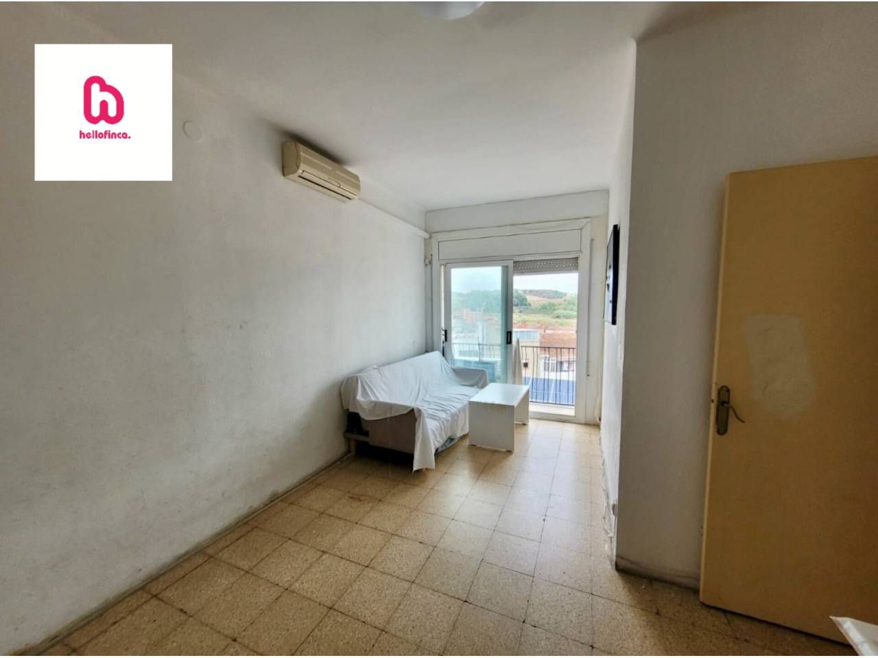 Flat for sale in Calle Astúries, La Serreta