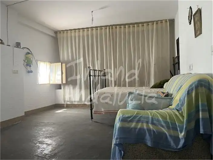 Casa rústica amb piscina en venda a Alcaudete, imagen 9