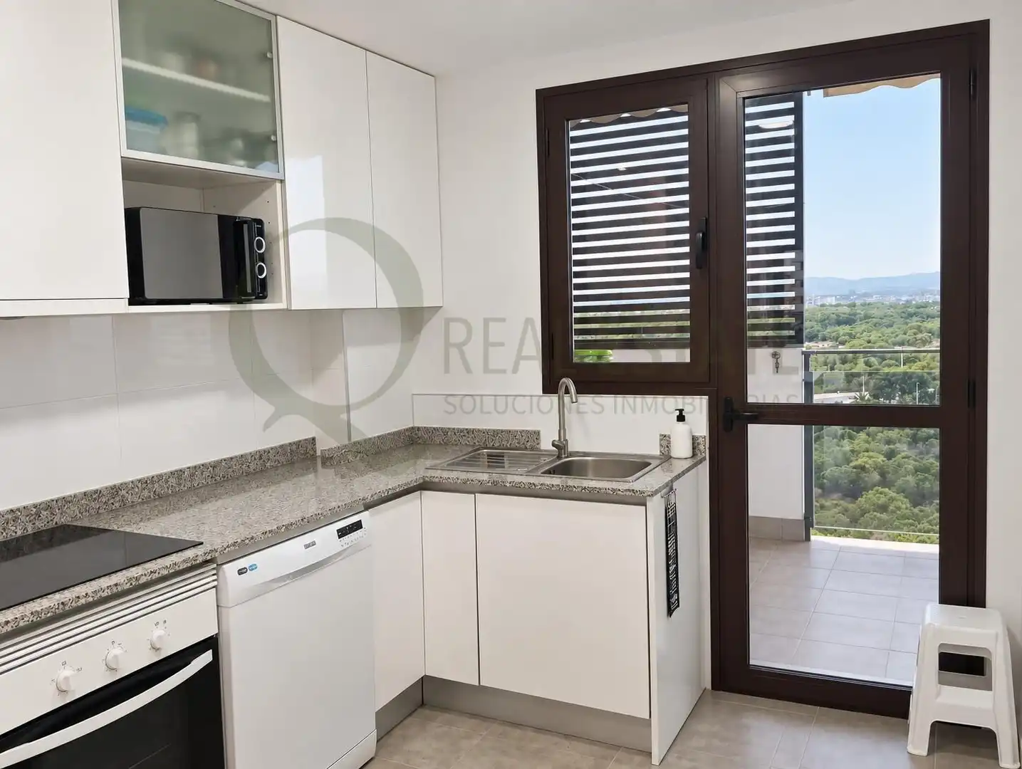 Kitchen of Flat for sale in Los Arenales del Sol