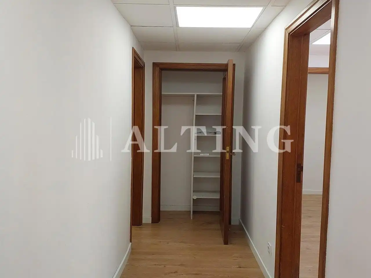 Bureau avec ascenseur à louer à Via Augusta, imagen 14