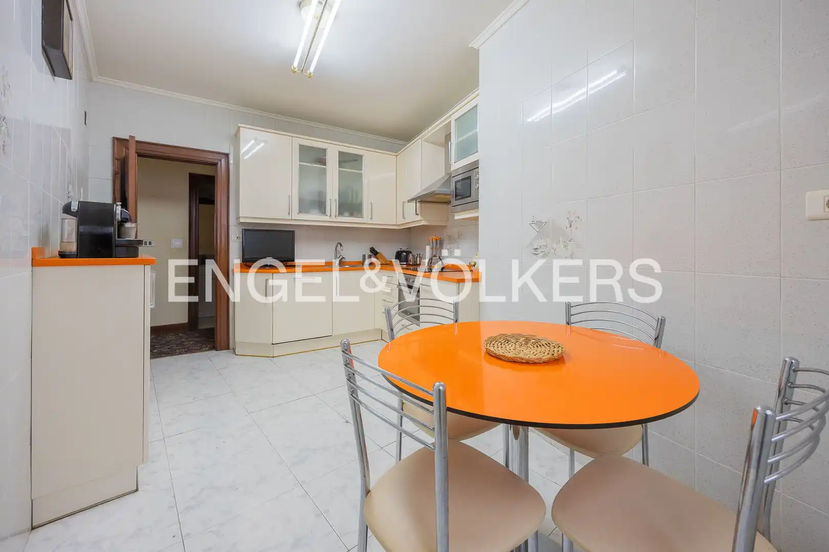 Küche von Wohnung zum Verkauf in Bilbao  mit Heizung und Balkon