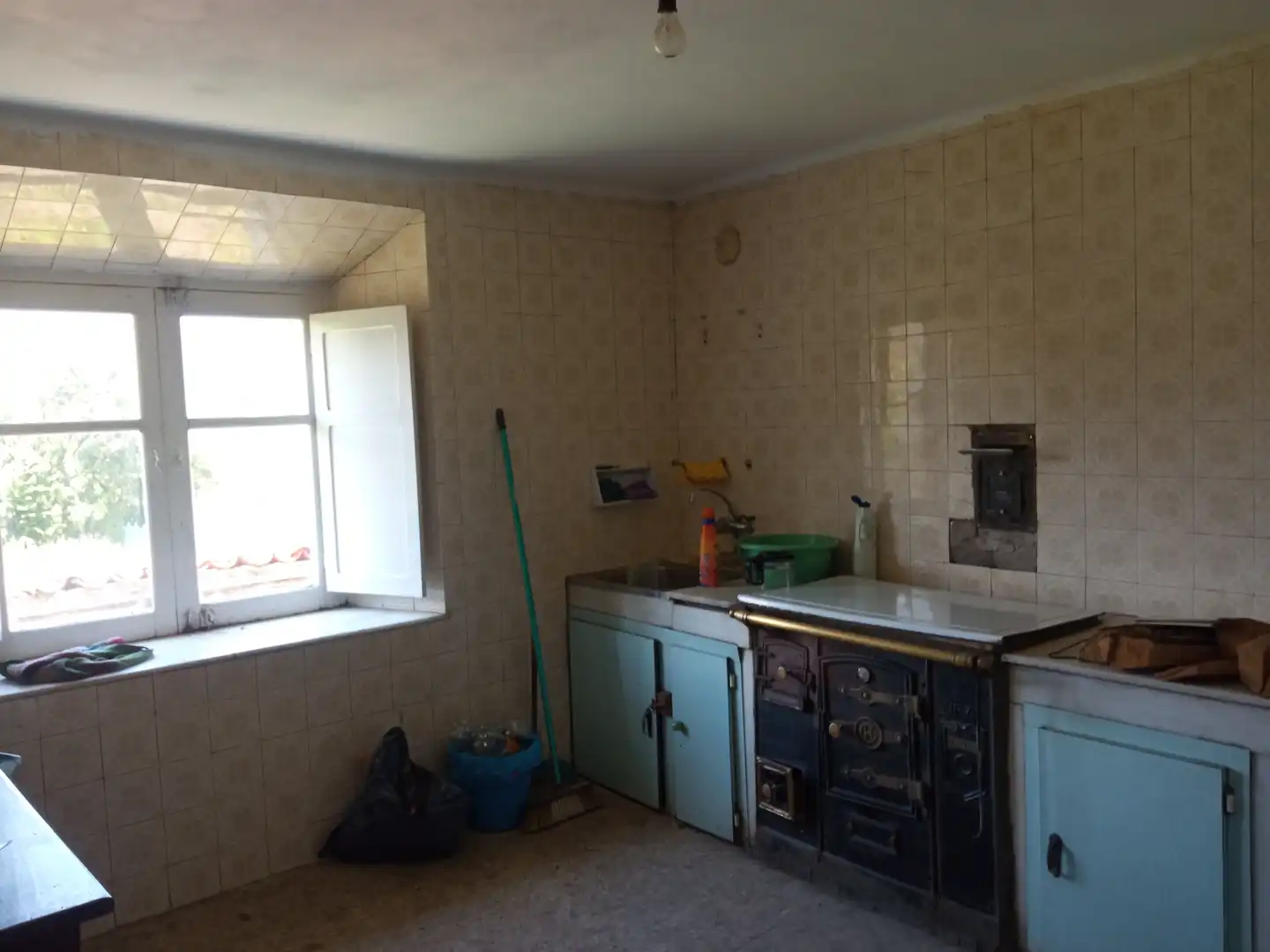 Cocina de Finca rústica en venta en Valdés - Luarca con Jardín privado, Terraza y Amueblado