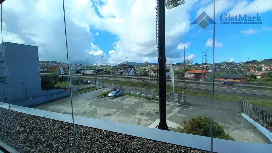 Industrial buildings for rent in Vigo   with Heating and Alarm