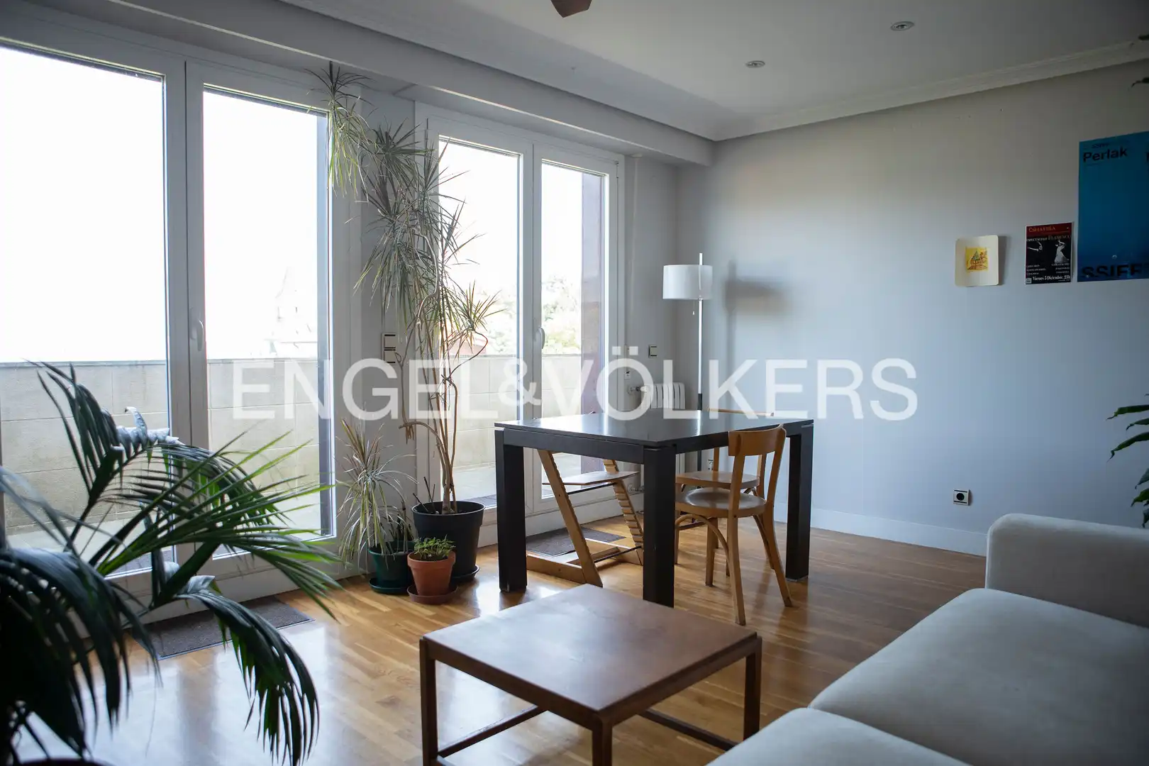 Flat for rent in Manuel Vázquez Montalbán Kalea, Aiete