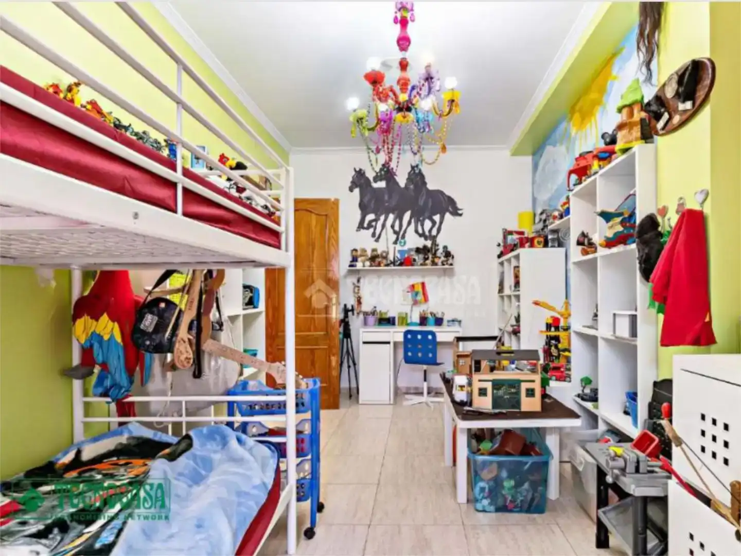 Dormitori de Dúplex en venda en Madrid