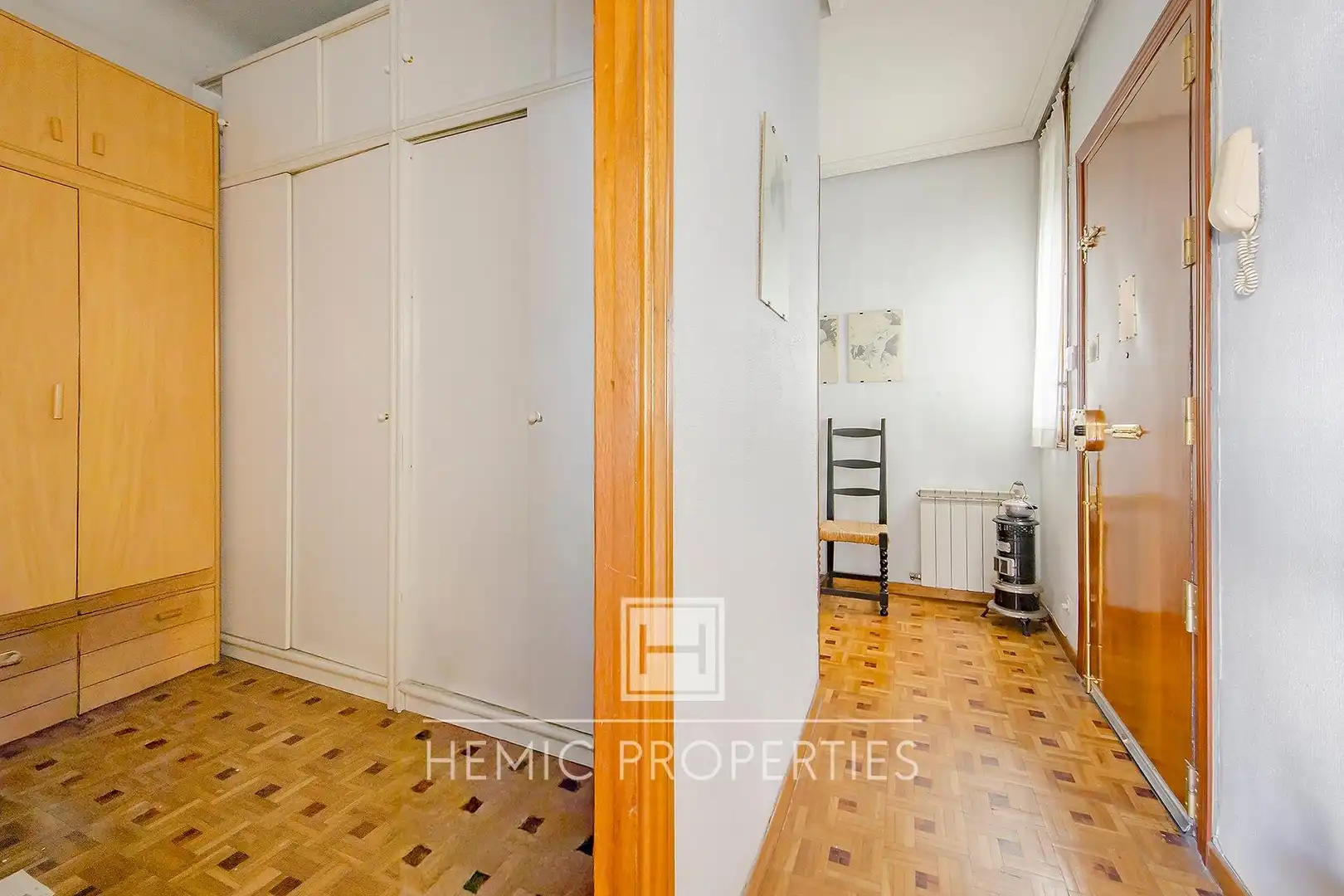Piso en venta en Madrid con Trastero y Balcón
