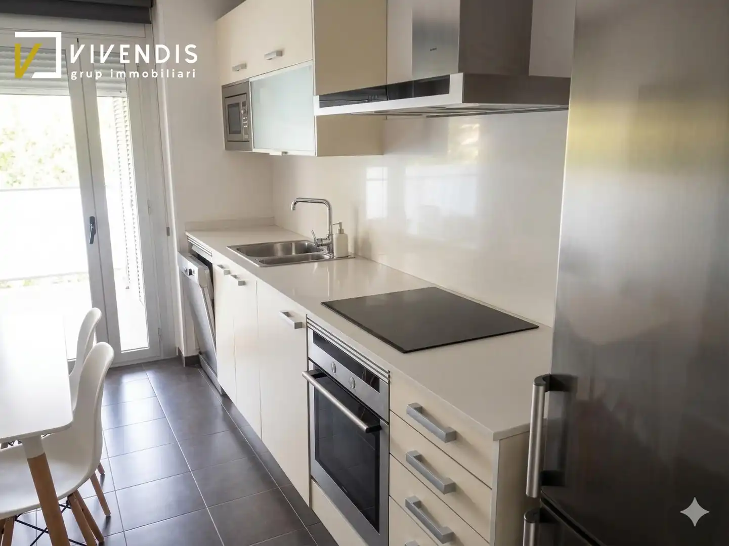 Cocina de Planta baja en venta en  Lleida Capital con Aire acondicionado, Calefacción y Jardín privado