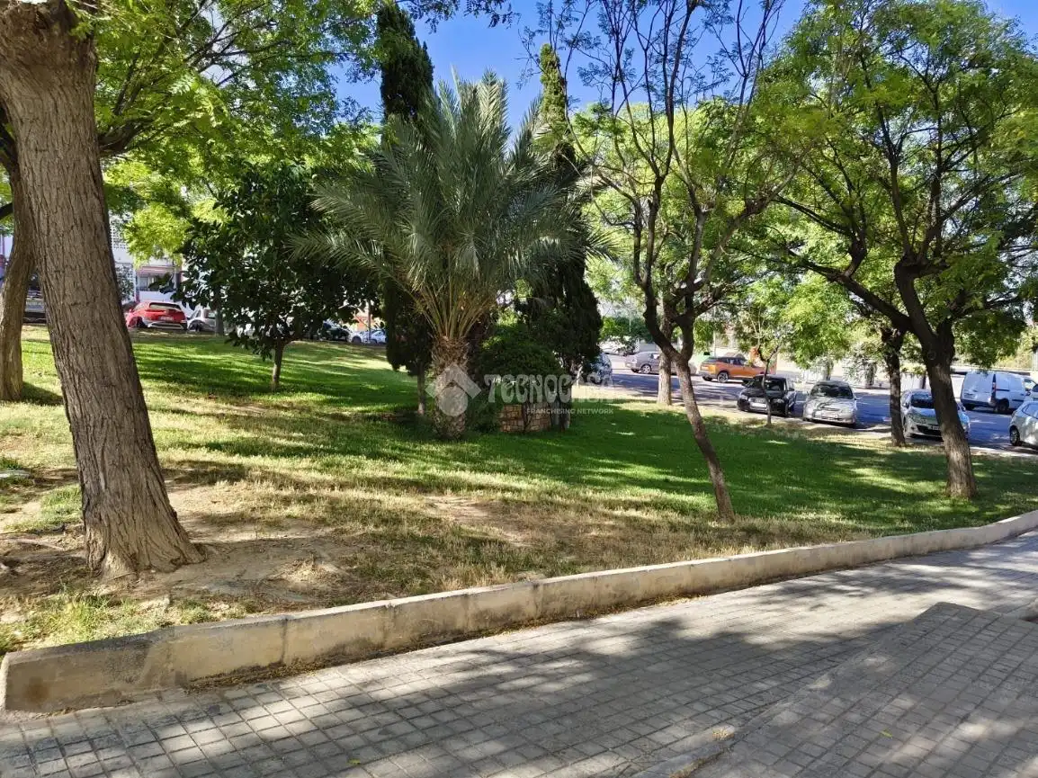 Flat for sale in Alicante / Alacant  with Air Conditioner and Balcony