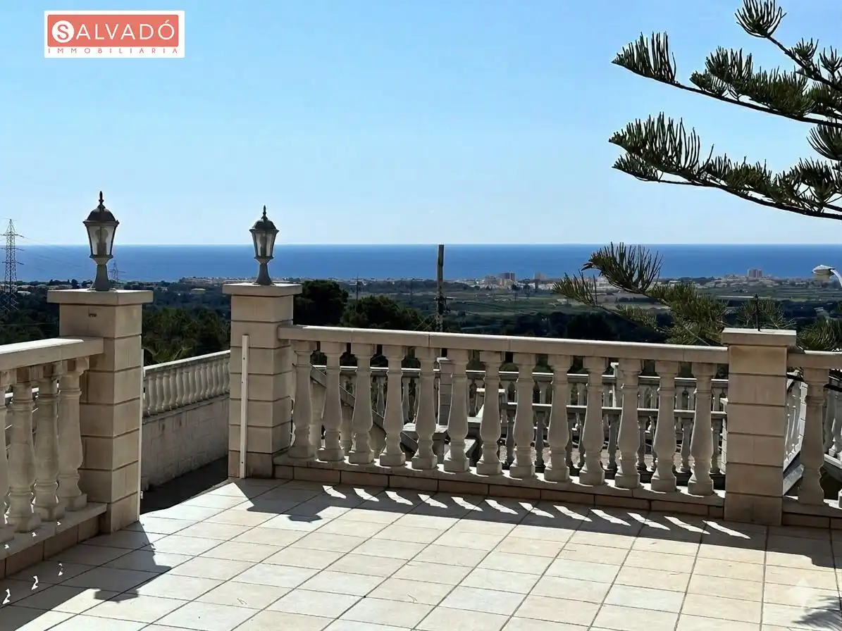 Terraza de Casa o chalet en venta en El Vendrell con Calefacción, Jardín privado y Terraza