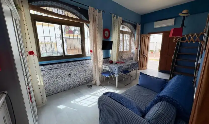 Sala d'estar de Estudi en venda en Carboneras amb Aire condicionat, Moblat i Rentadora