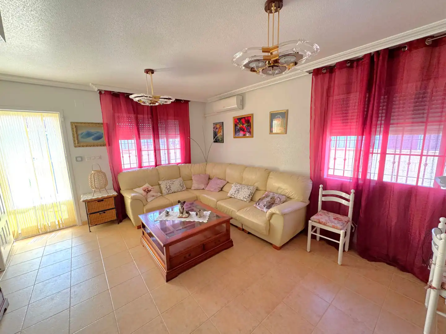 Sala de estar de Casa o chalet en venta en San Pedro del Pinatar con Aire acondicionado, Terraza y Amueblado