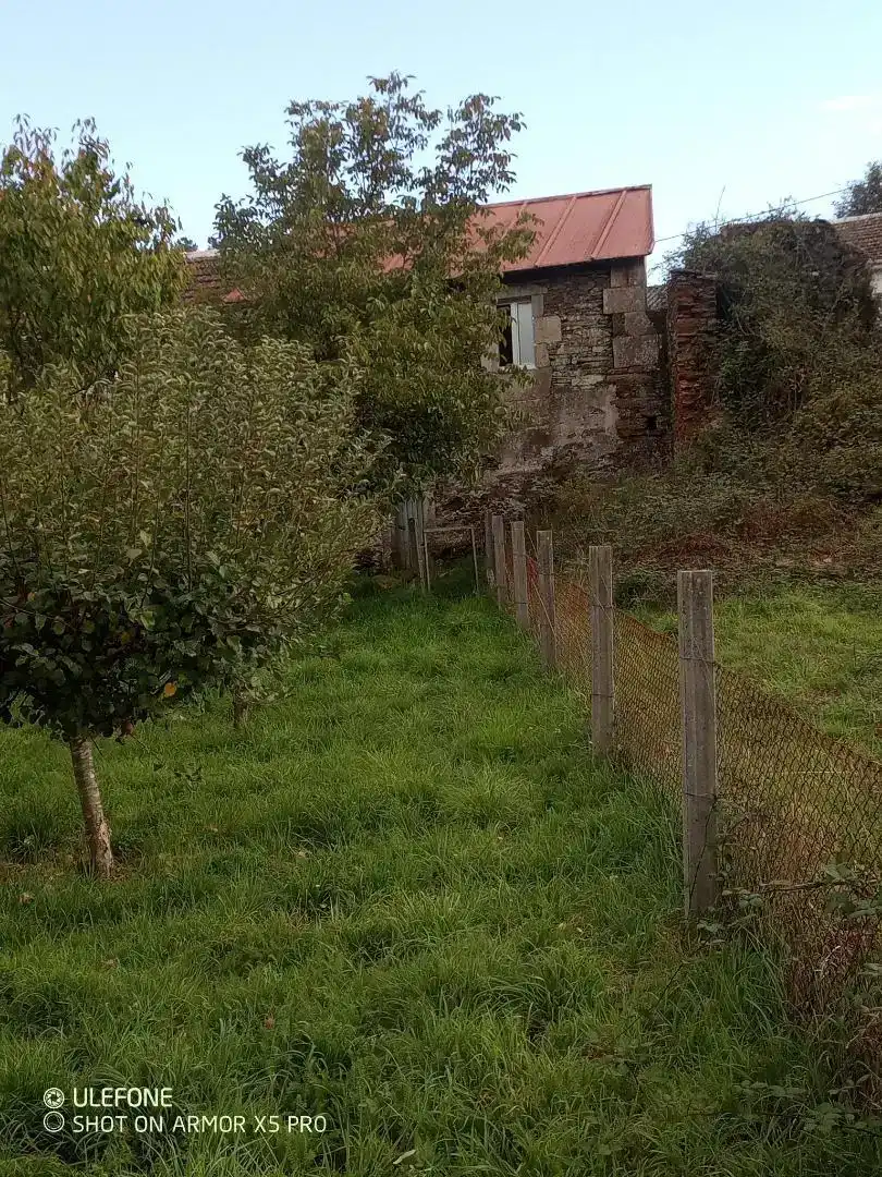 Casa adosada en venda en Boborás amb Jardí privat, Traster i Moblat