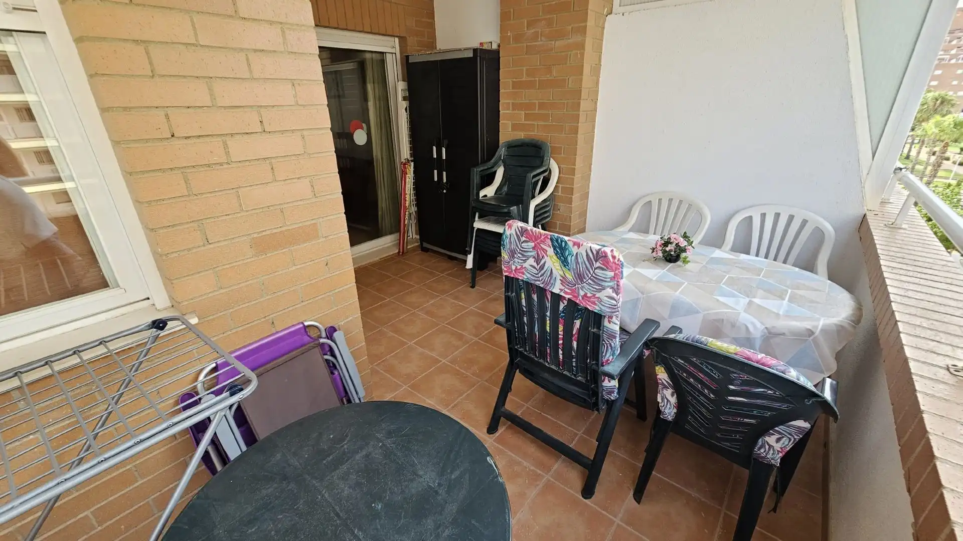Apartamento con piscina en venta en Amplaeies 37, imagen 2