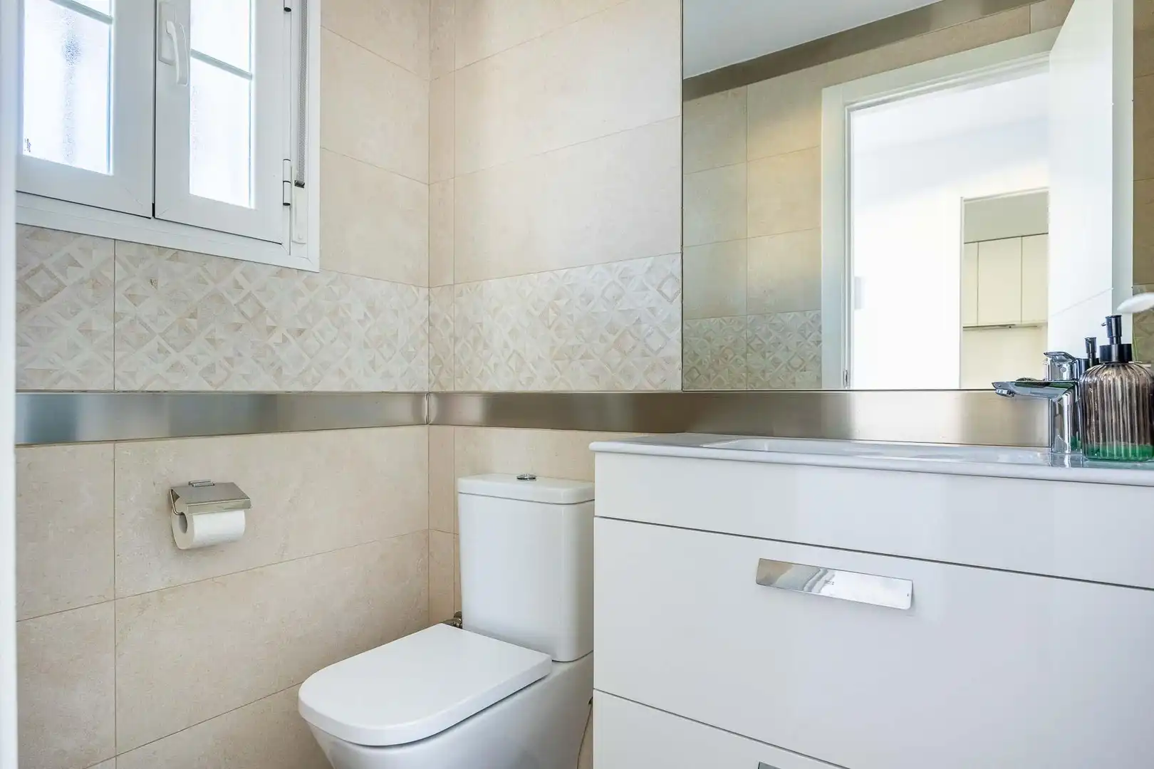 Maison jumelée avec jardin à vendre à 50 Avenida Mariana de Pineda #50, imagen 14
