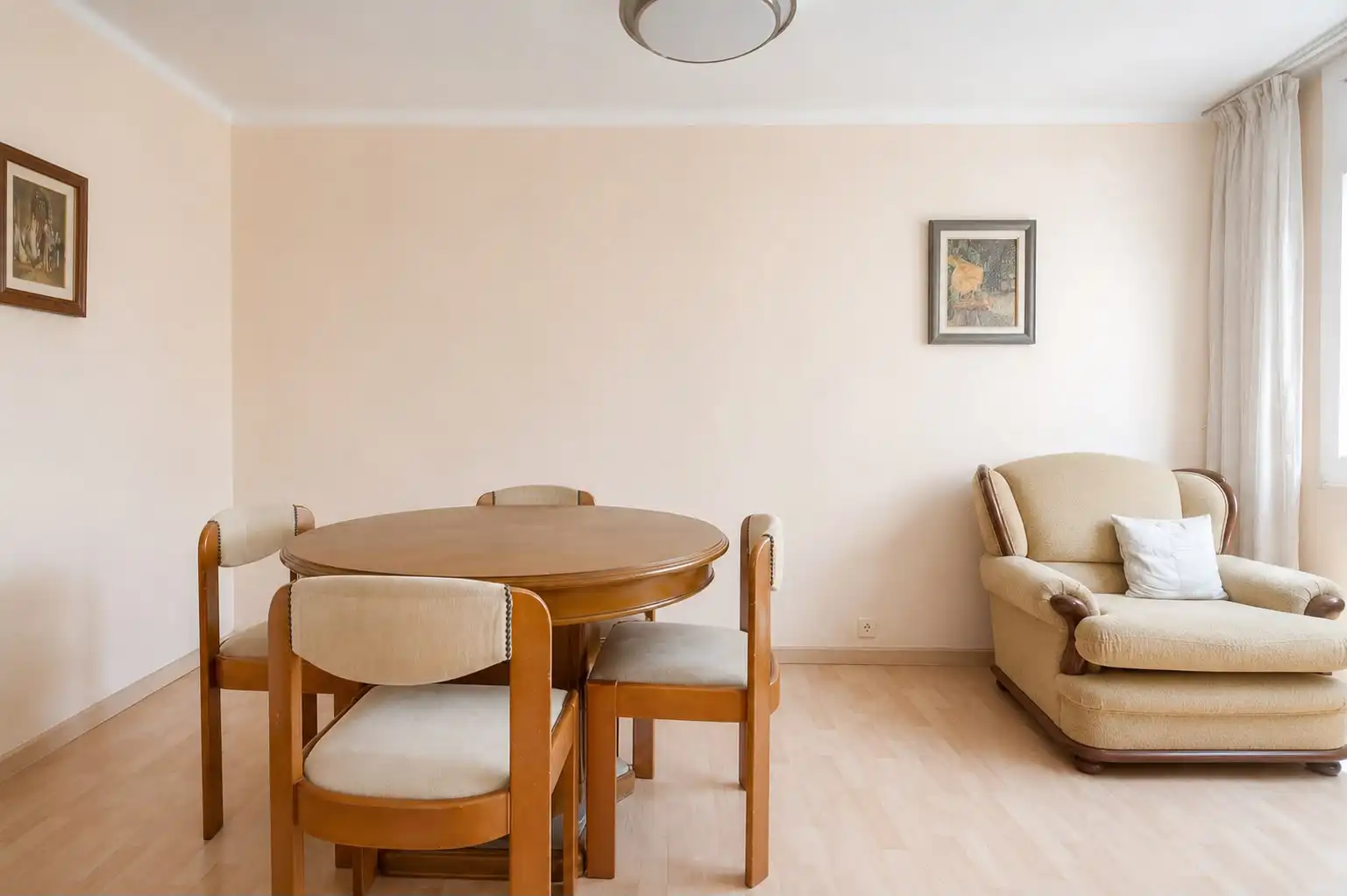 Living room of Flat for sale in L'Hospitalet de Llobregat
