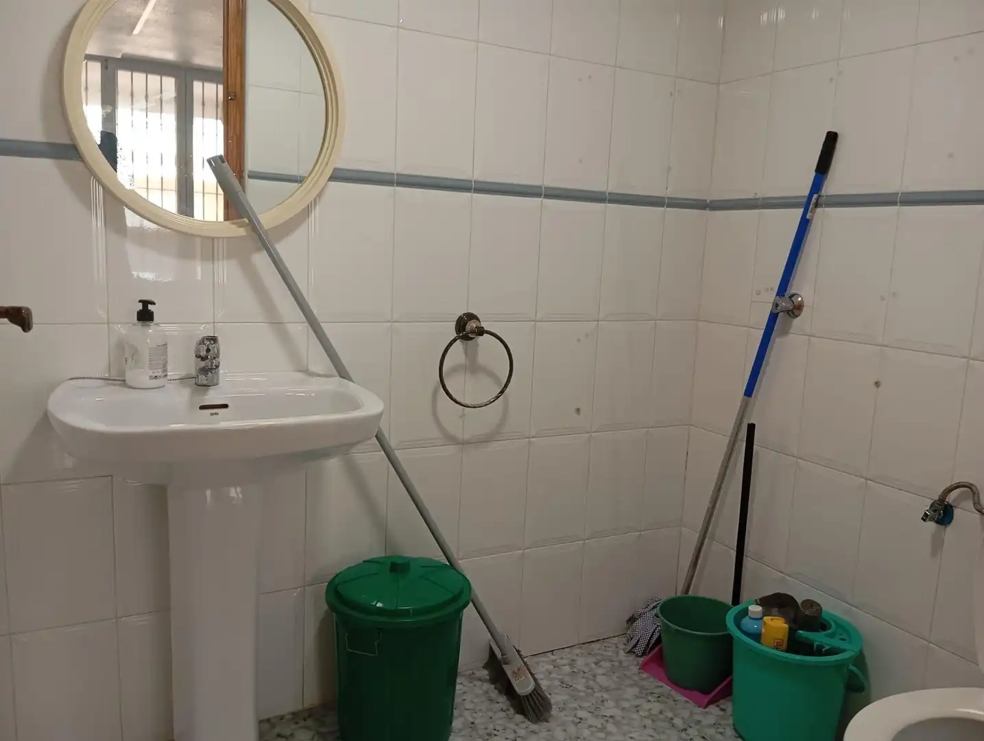 Baño de Oficina de alquiler en La Unión