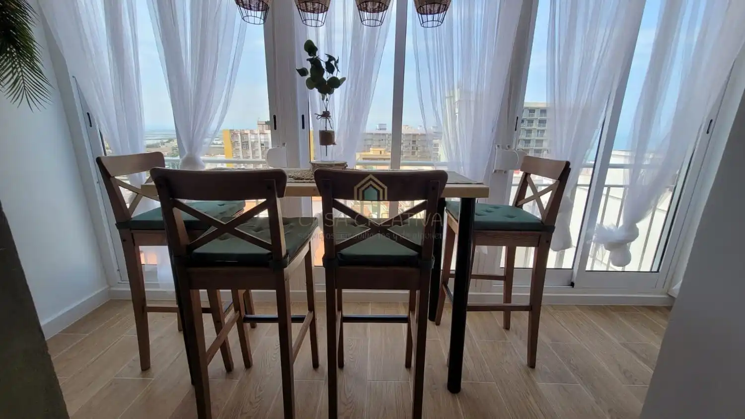 Comedor de Estudio en venta en Sueca con Aire acondicionado, Calefacción y Amueblado