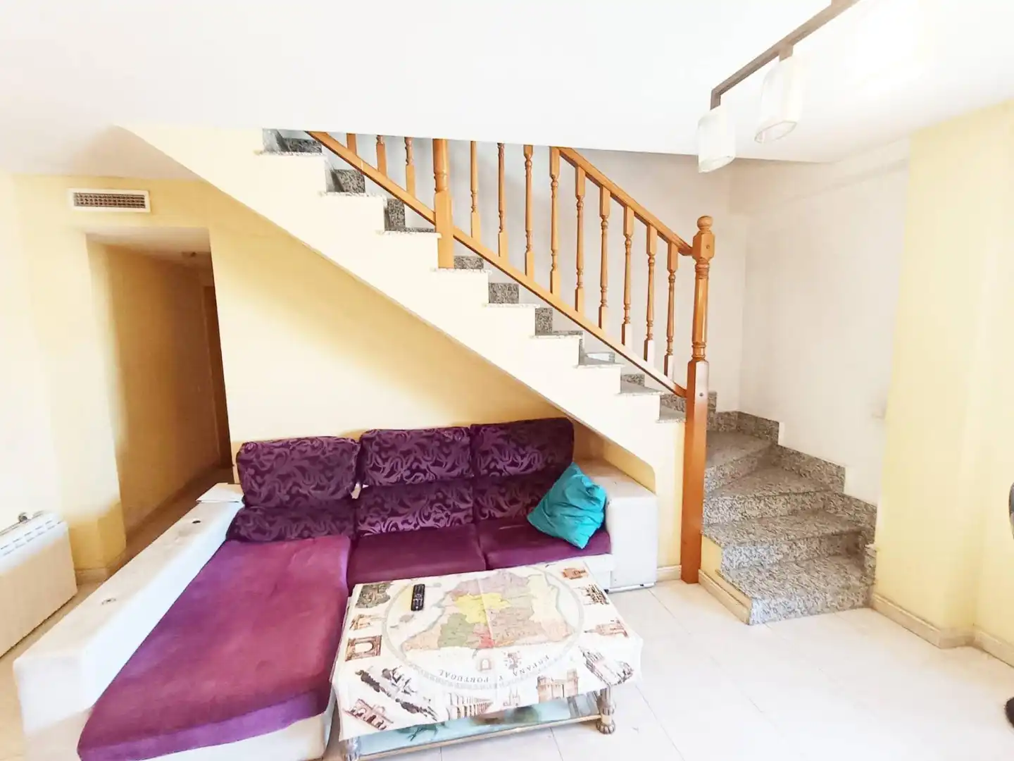 Duplexes for sale in Cobeja  with Air Conditioner, Heating and Terrace
