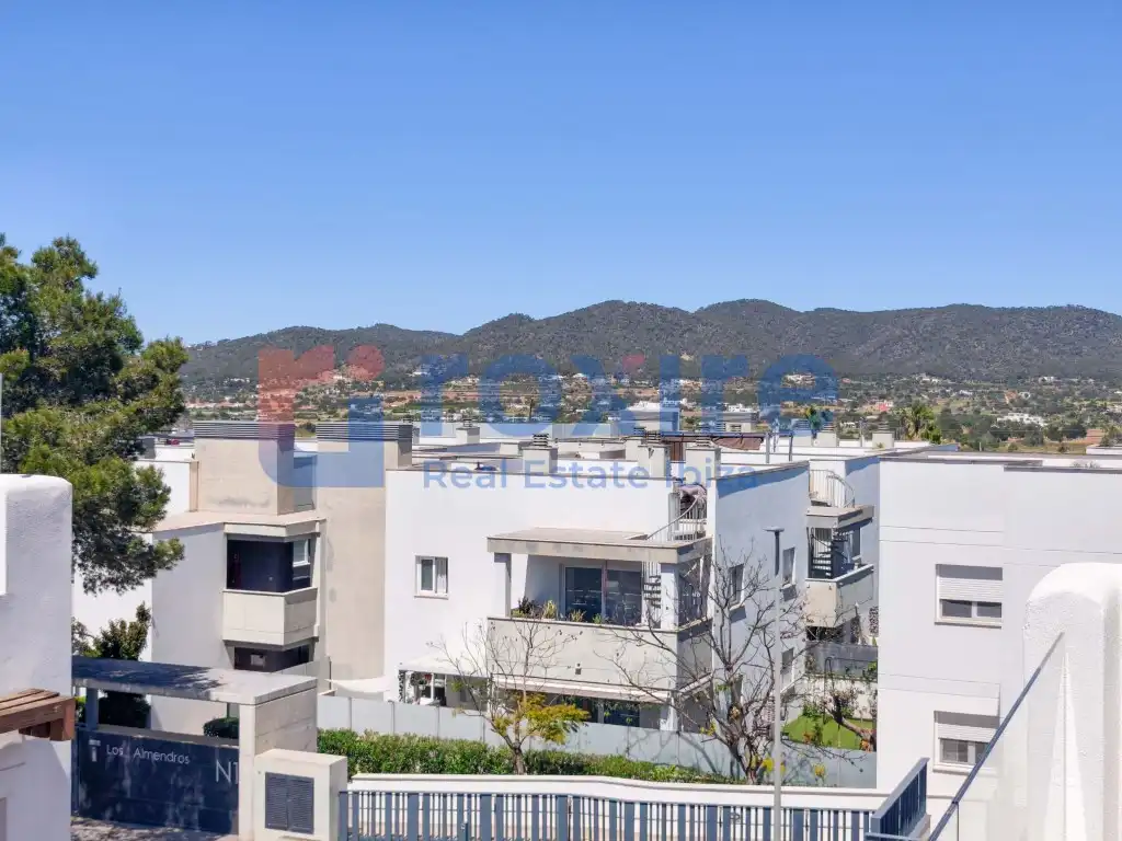 Vista exterior de Casa adosada de alquiler en Sant Antoni de Portmany con Aire acondicionado, Calefacción y Jardín privado