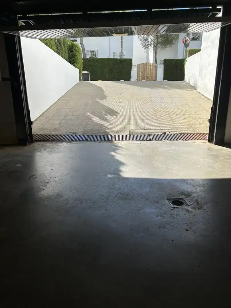 Garatge de lloguer a Avenida del Deporte, 10, Islantilla Golf