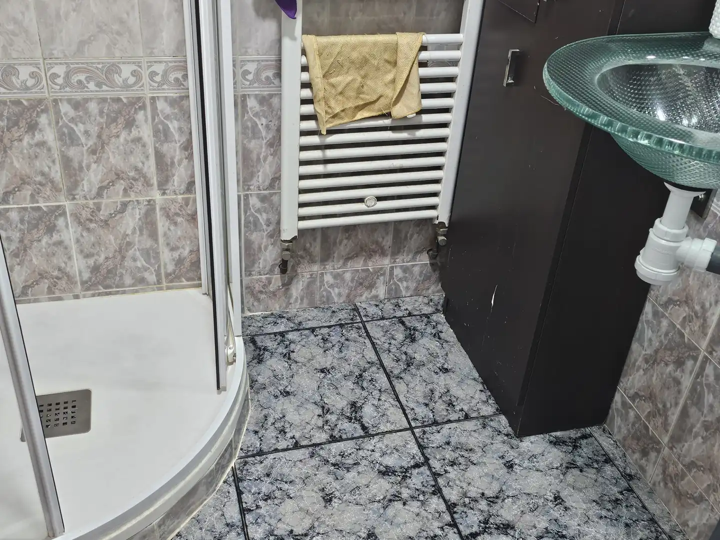Bany de Pis en venda en Sant Andreu de la Barca amb Calefacció i Traster