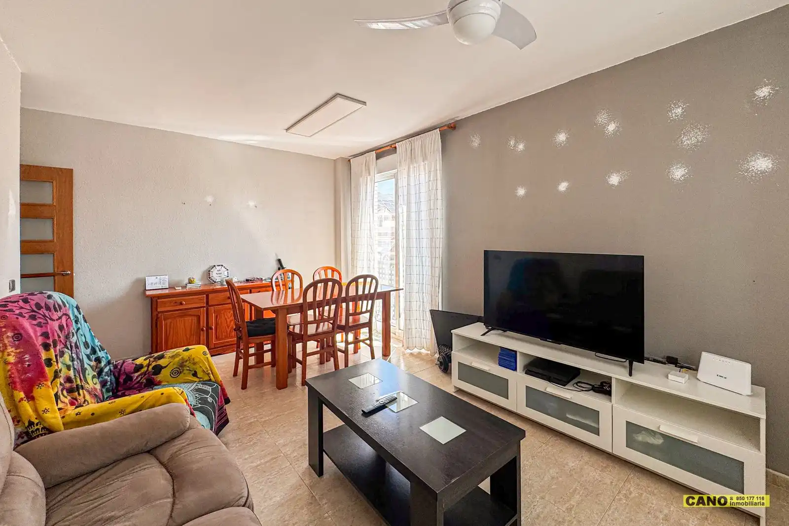 Sala de estar de Piso en venta en Roquetas de Mar con Aire acondicionado y Calefacción