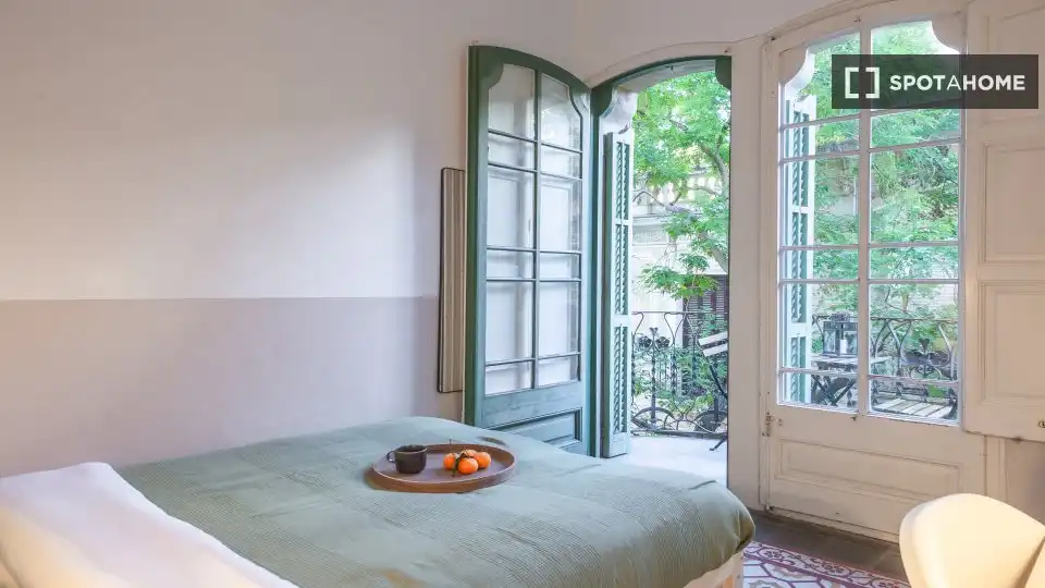 Habitación de Piso de alquiler en Barcelona con Aire acondicionado, Calefacción y Amueblado