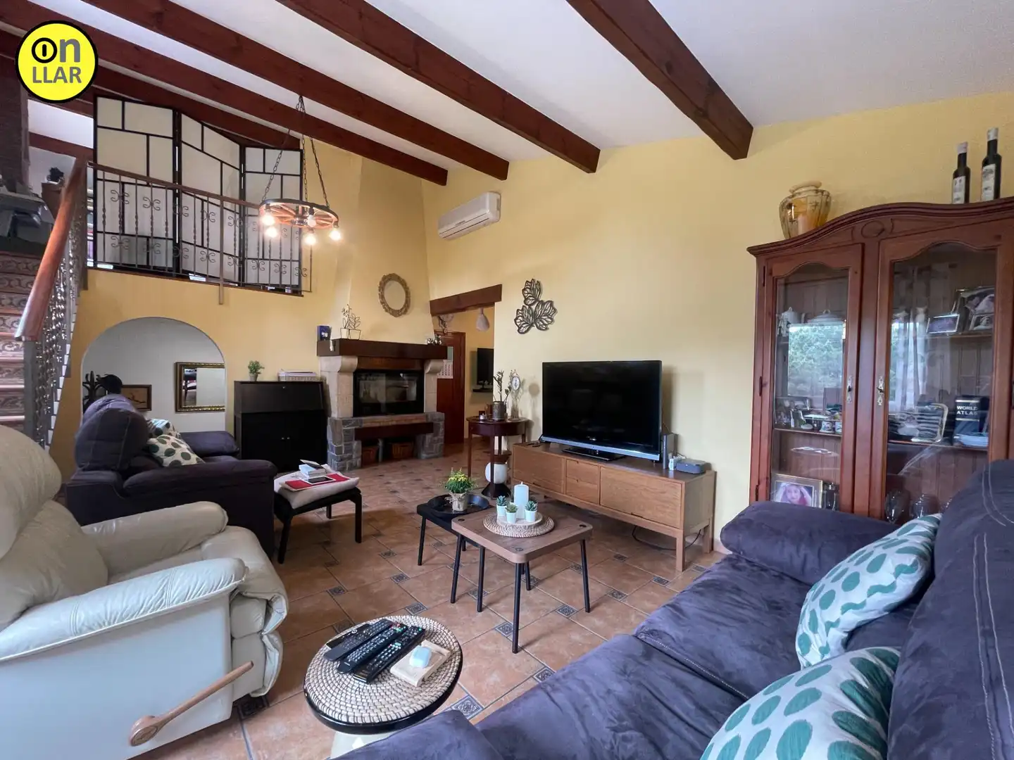 Sala de estar de Casa o chalet en venta en L'Ametlla del Vallès con Calefacción, Jardín privado y Terraza