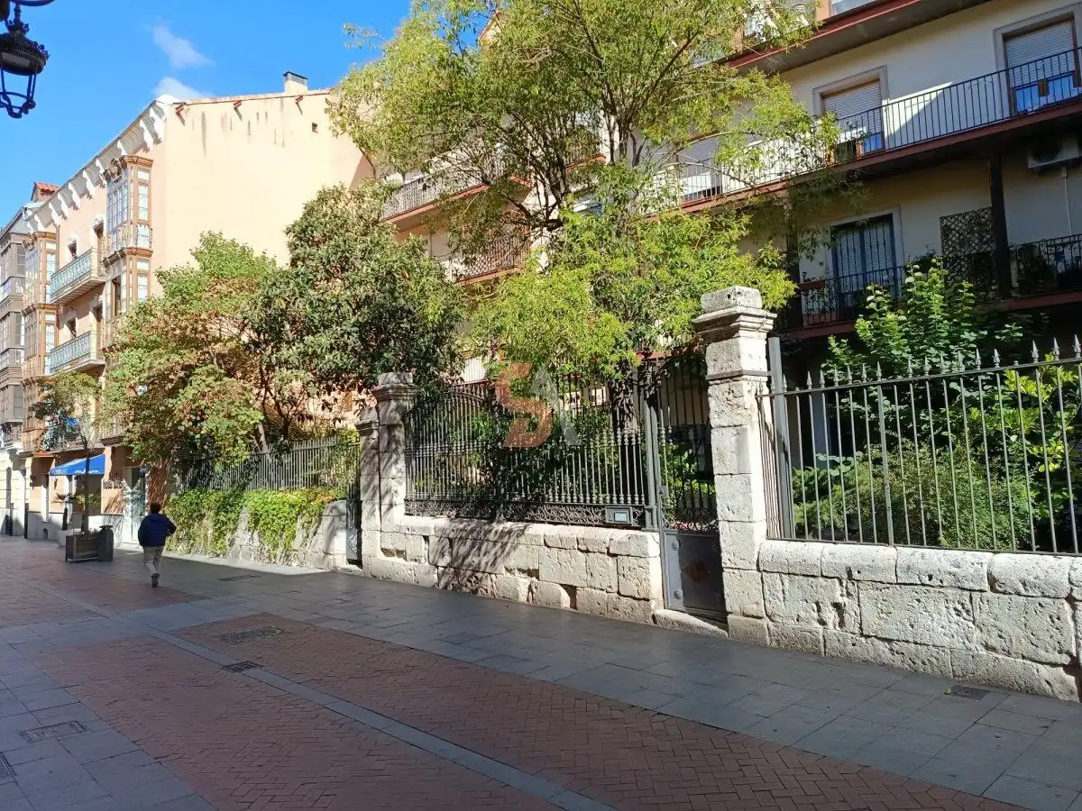 Local comercial de lloguer a NUÑEZ DE ARCE
